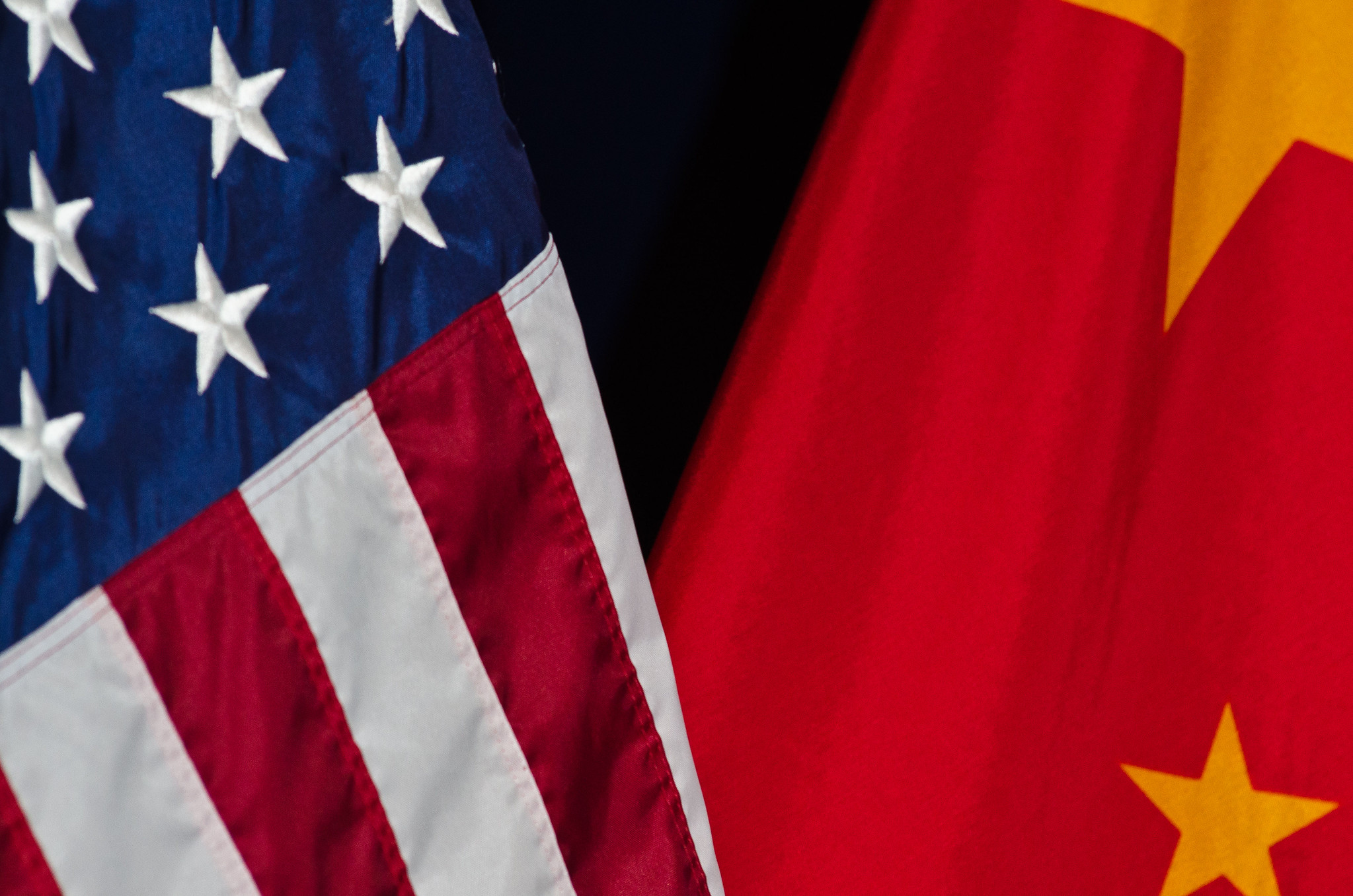 usa-china-flags