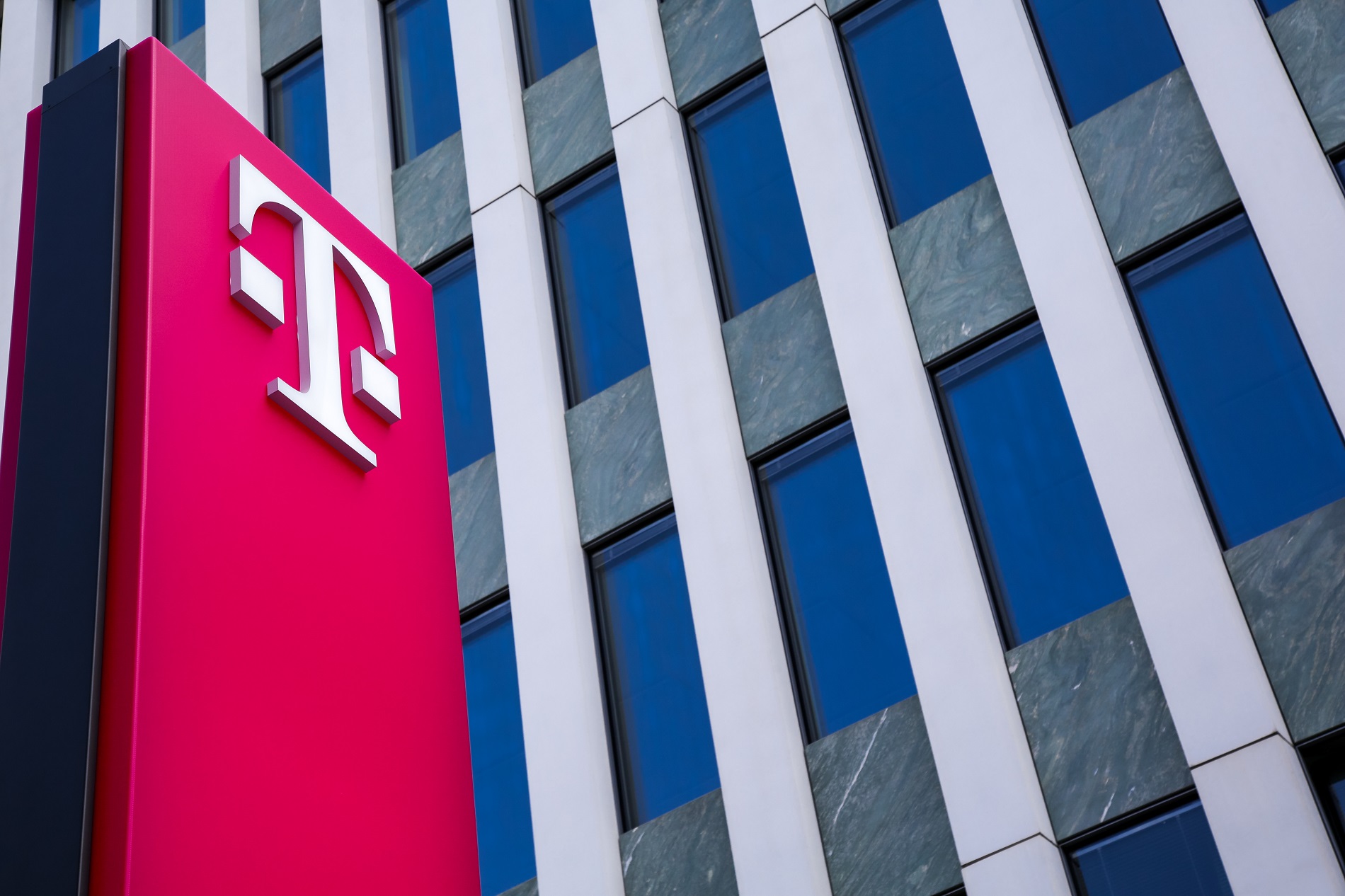 Deutsche Telekom 2