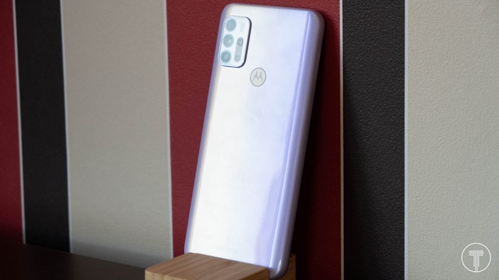 Motorola-Moto-G30-1