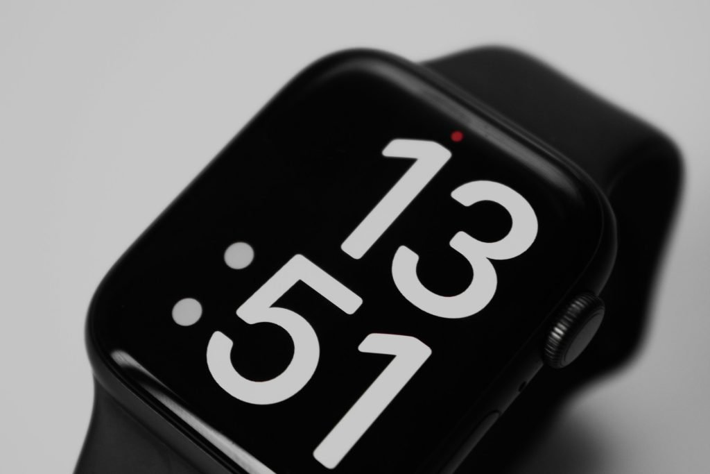 apple-watch-bw